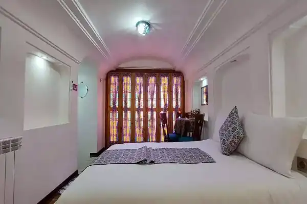 اتاق دو تخته دبل هتل بوتیک سنتی عمارت مالمیر یزد