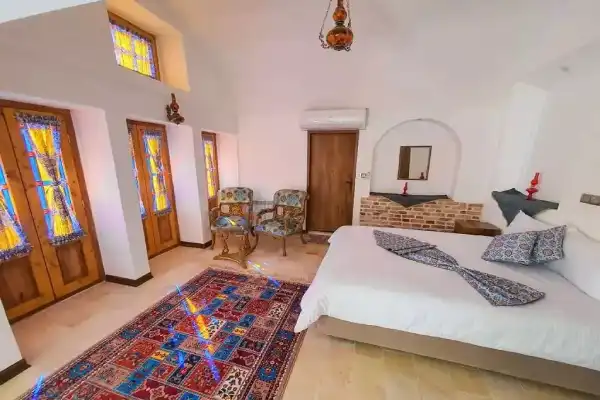 نمای بیرونی اقامتگاه هتل بوتیک سنتی عمارت مالمیر یزد