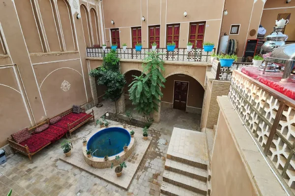 اتاق اقامتگاه بوم گردی خانه آذری ها