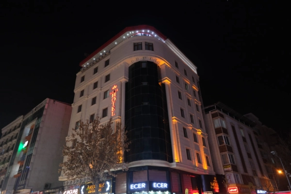 هتل ساردور وان