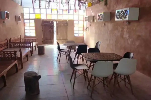 اتاق دوتخته اقامتگاه بومگردی دنج هرمز قشم